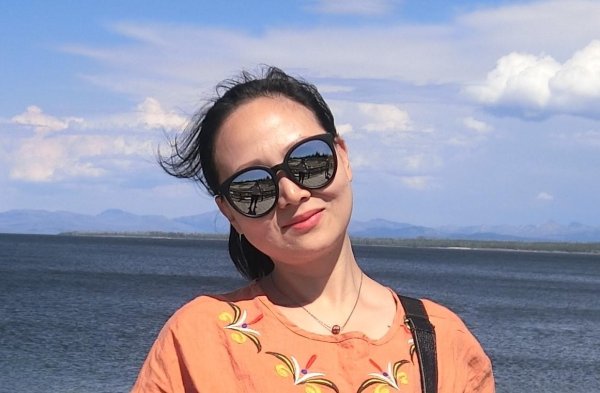 御龙优配 订单激增 美国采购商要求全速发货！外贸工厂开足马力“两班倒”︱一探